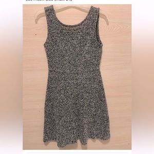 Joe fresh white and black dress size small